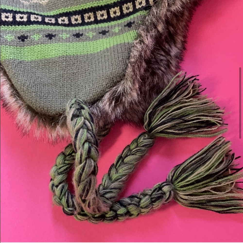 4/$24๐ฆฉ Hat from my other listing - Picture 3 of 5